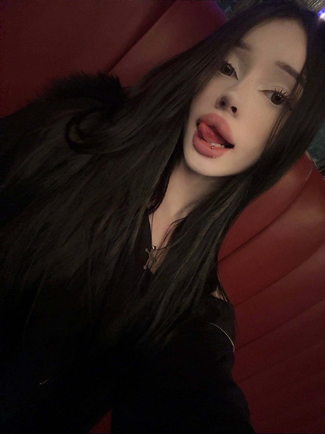 Russian egirl dsls