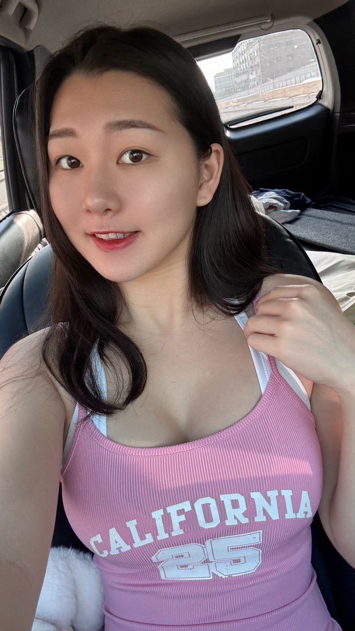 Asian amateur leaks naughty abg flexing tiny pussy babe779