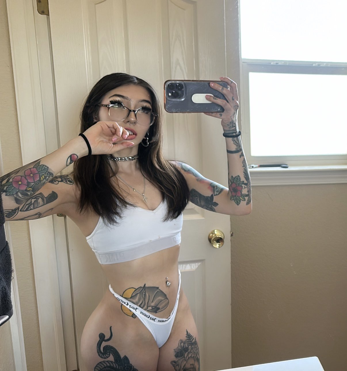 22 yr old petite latina from denver