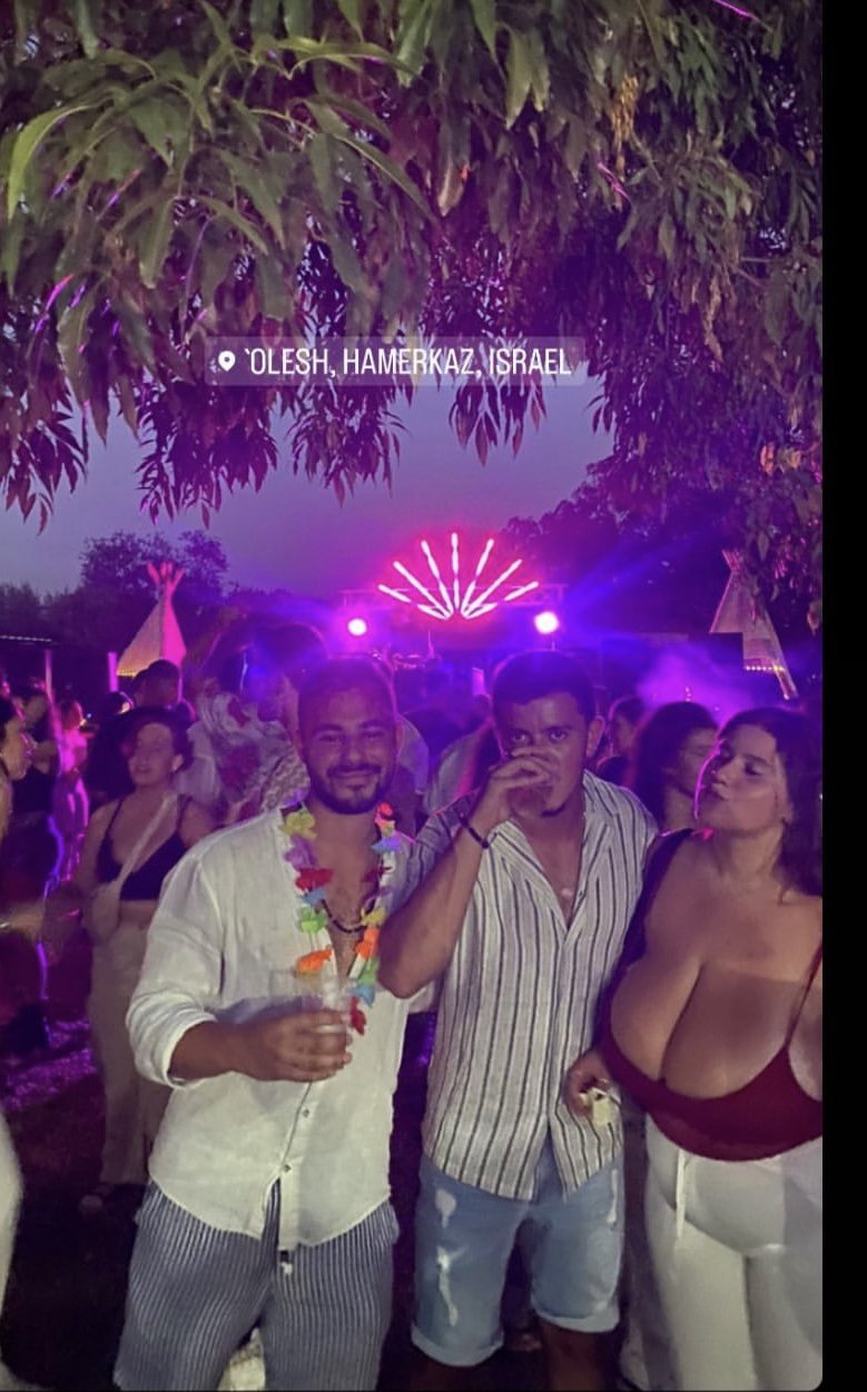Busty 18yo israeli m1k@ xiii