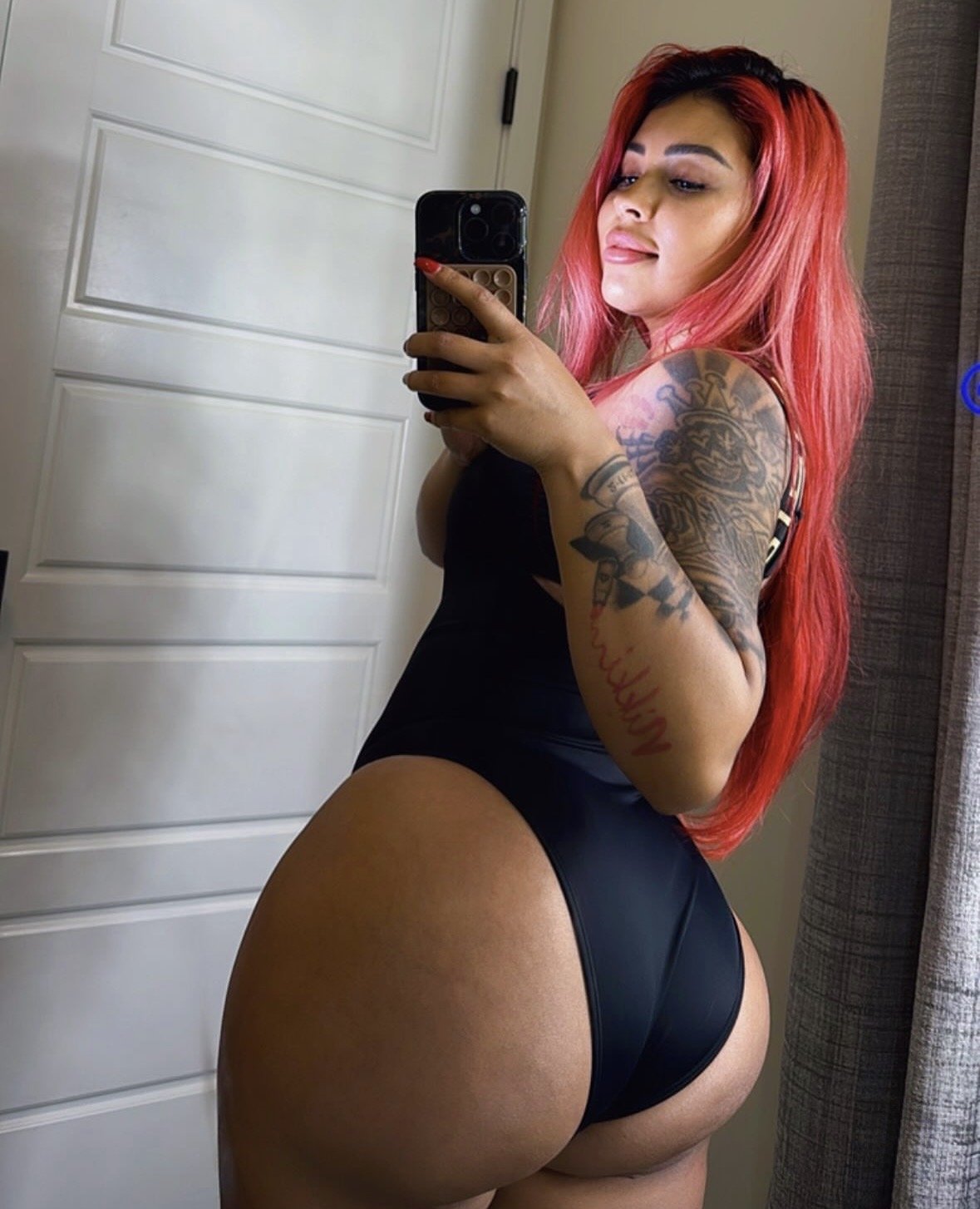 Latina yvette
