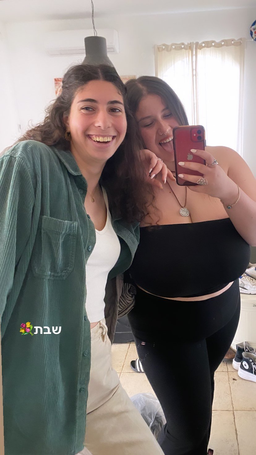 Busty 19yo israeli m1k@ xxiii
