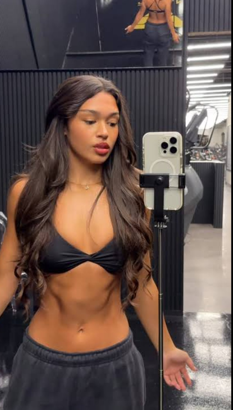 Pretty fit latina wants 2 be fucked like a whore bad!!!!!!