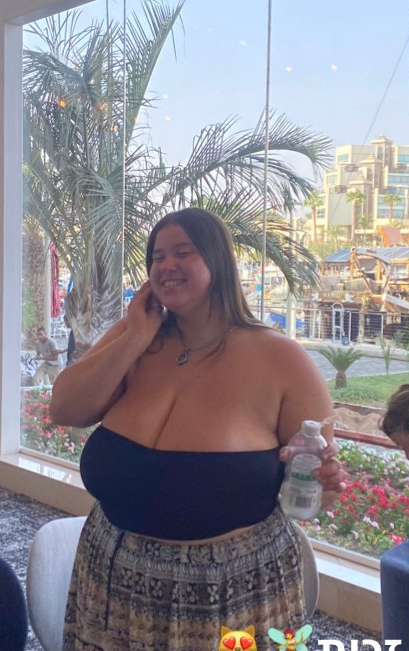 Busty 18yo israeli m1k@ xvi